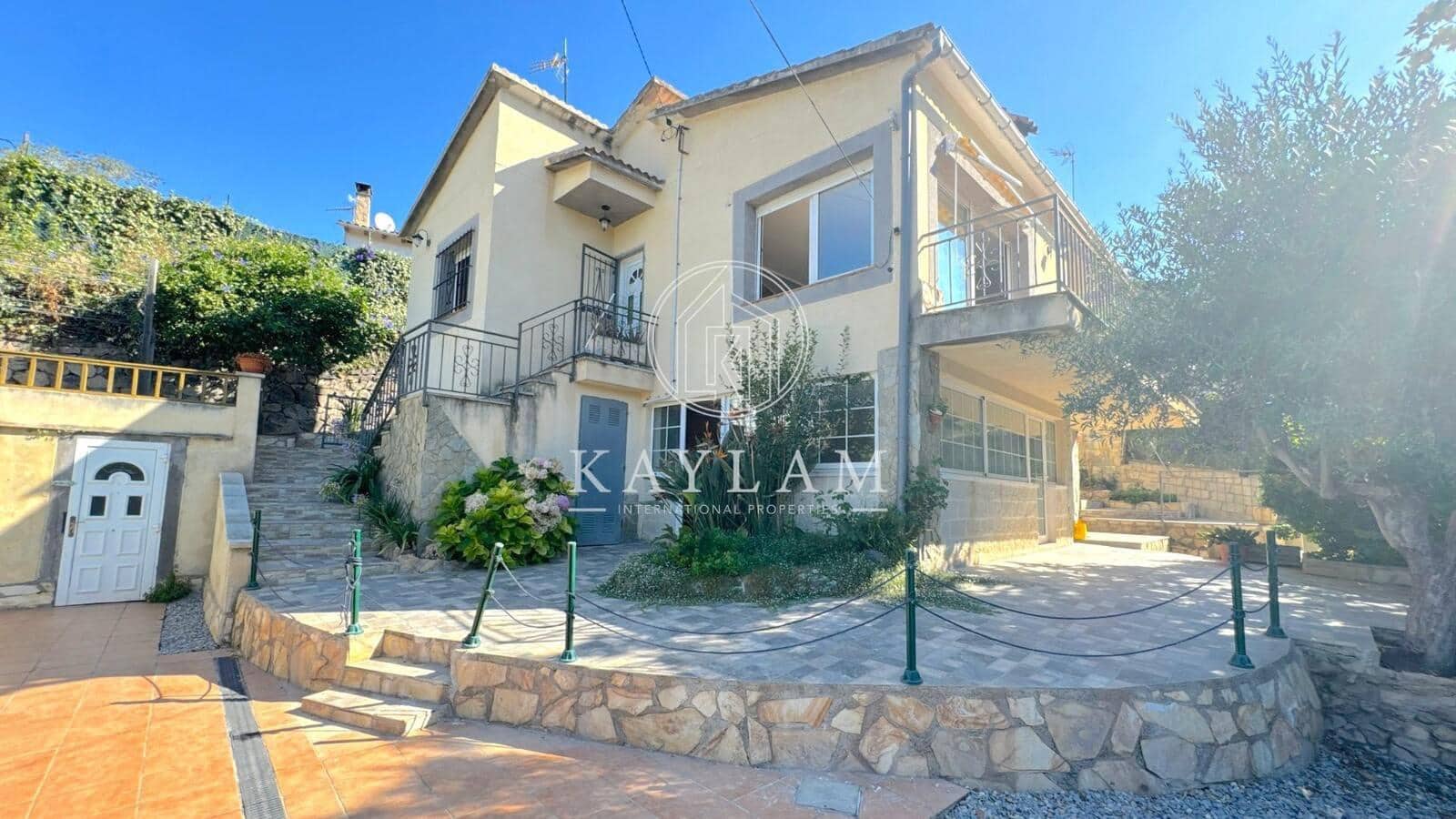3 bedroom Villa for sale in Lloret de Mar - € 315,000 (Ref: 8442521)
