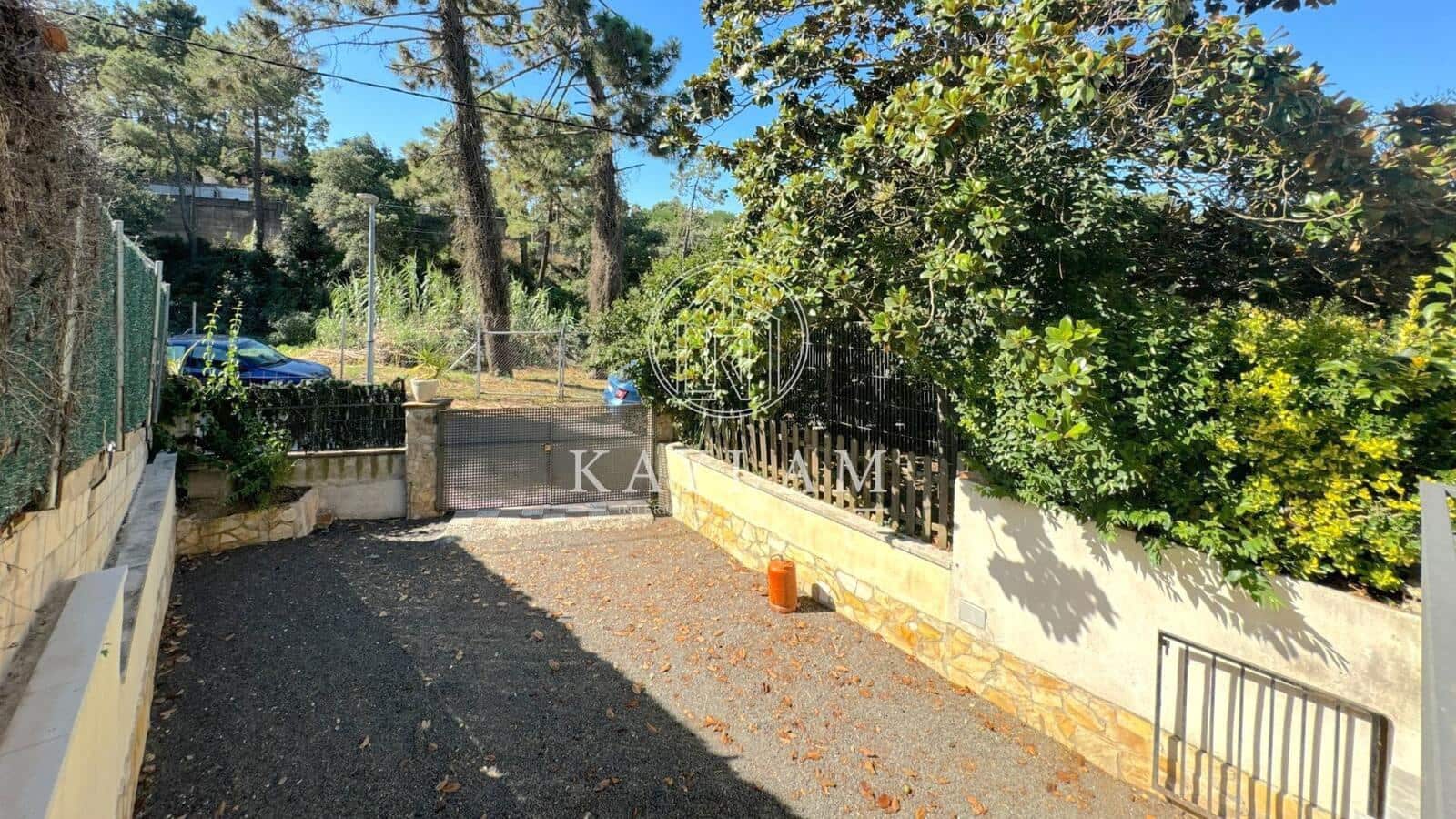 3 bedroom Villa for sale in Lloret de Mar - € 315,000 (Ref: 8442521)