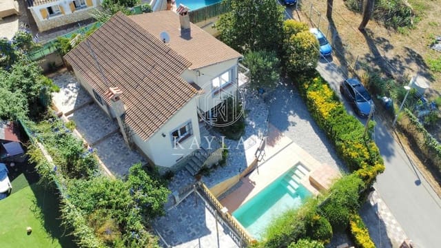 3 soverom Villa til salgs i Lloret de Mar - € 315 000 (Ref: 8442521)