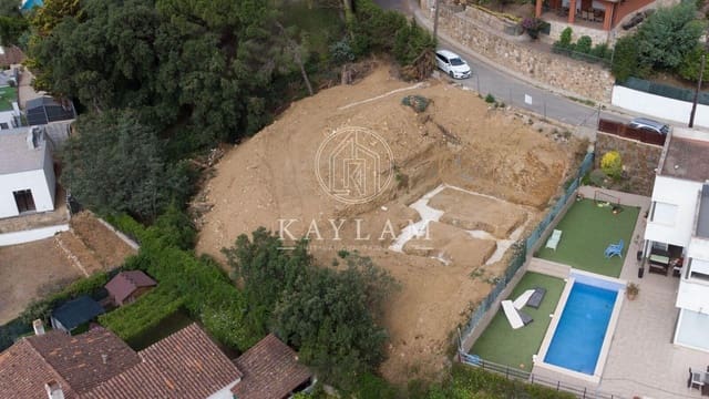 Bouwgrond te koop in Calonge i Sant Antoni - € 119.000 (Ref: 8556871)