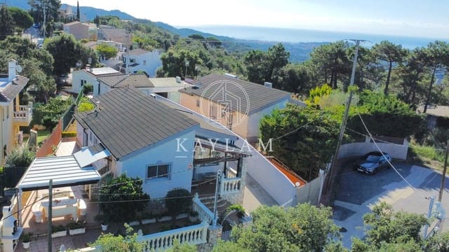 3 slaapkamer Villa te koop in Lloret de Mar - € 290.000 (Ref: 8564745)