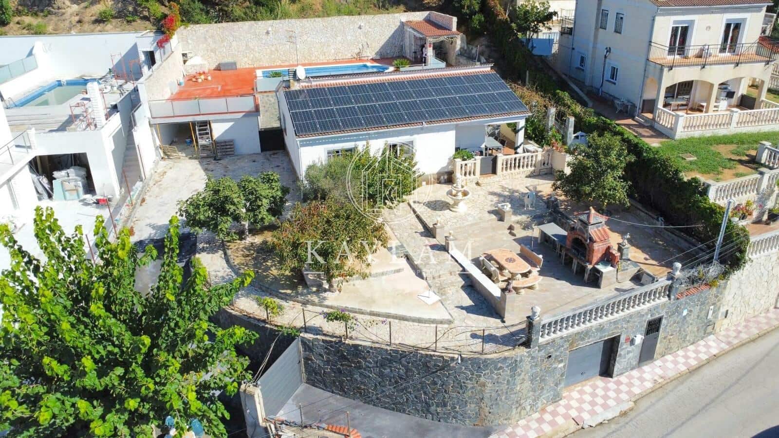 3 slaapkamer Villa te koop in Vidreres - € 350.000 (Ref: 8565939)