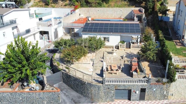 3 bedroom Villa for sale in Vidreres - € 350,000 (Ref: 8565939)