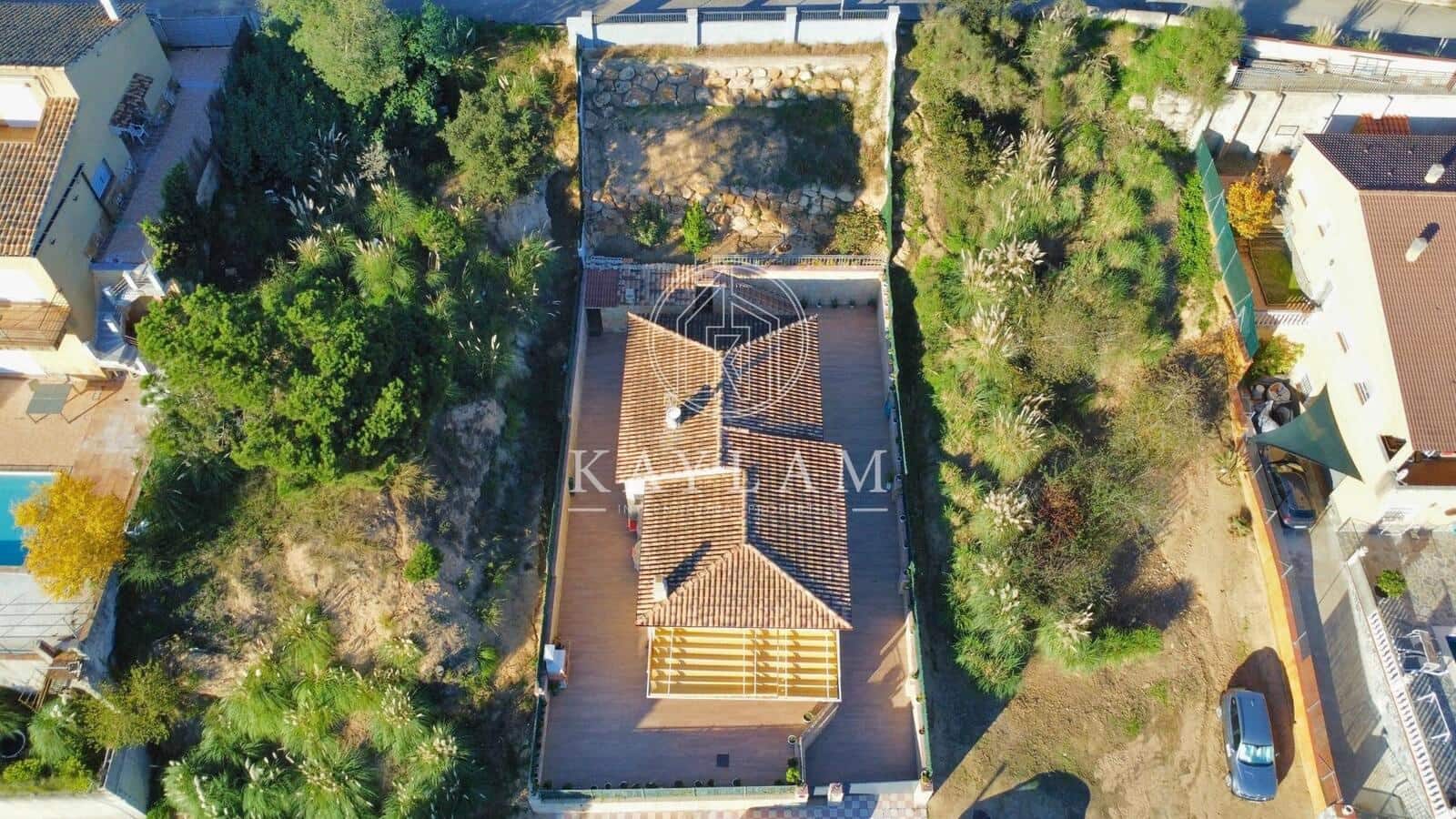 3 slaapkamer Villa te koop in Lloret de Mar - € 270.000 (Ref: 8672062)