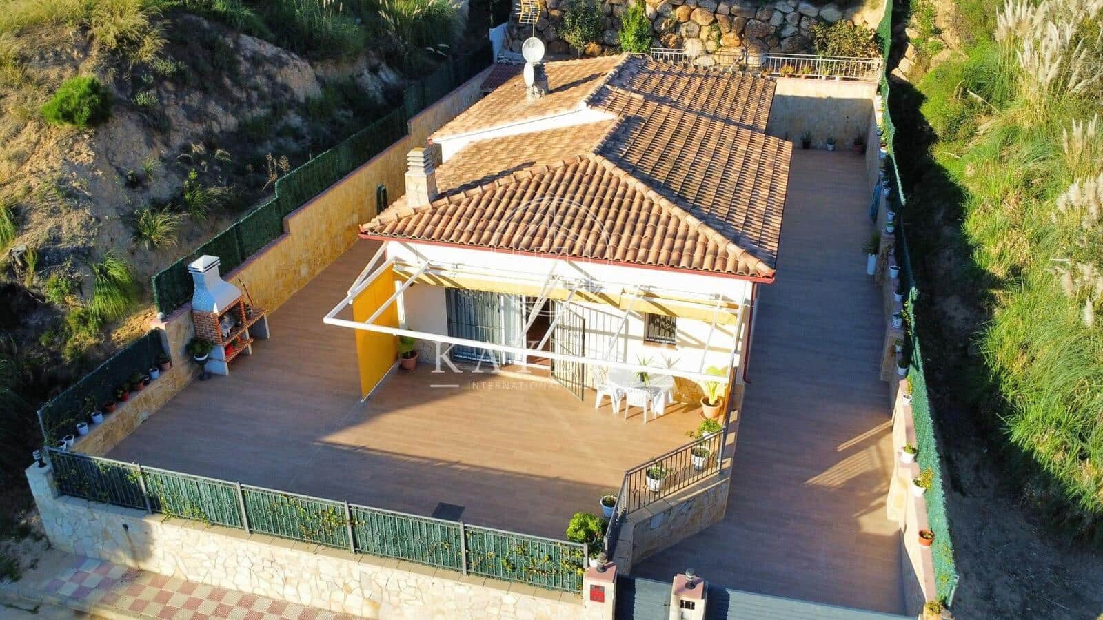 3 slaapkamer Villa te koop in Lloret de Mar - € 270.000 (Ref: 8672062)