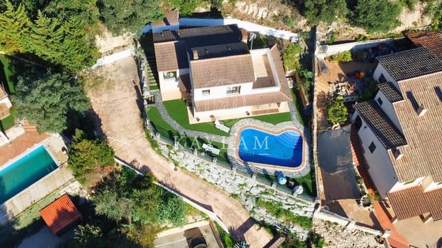 3 soveværelse Villa til salg i Serra Brava, Lloret de Mar - € 495.000 (Ref: 8672063)