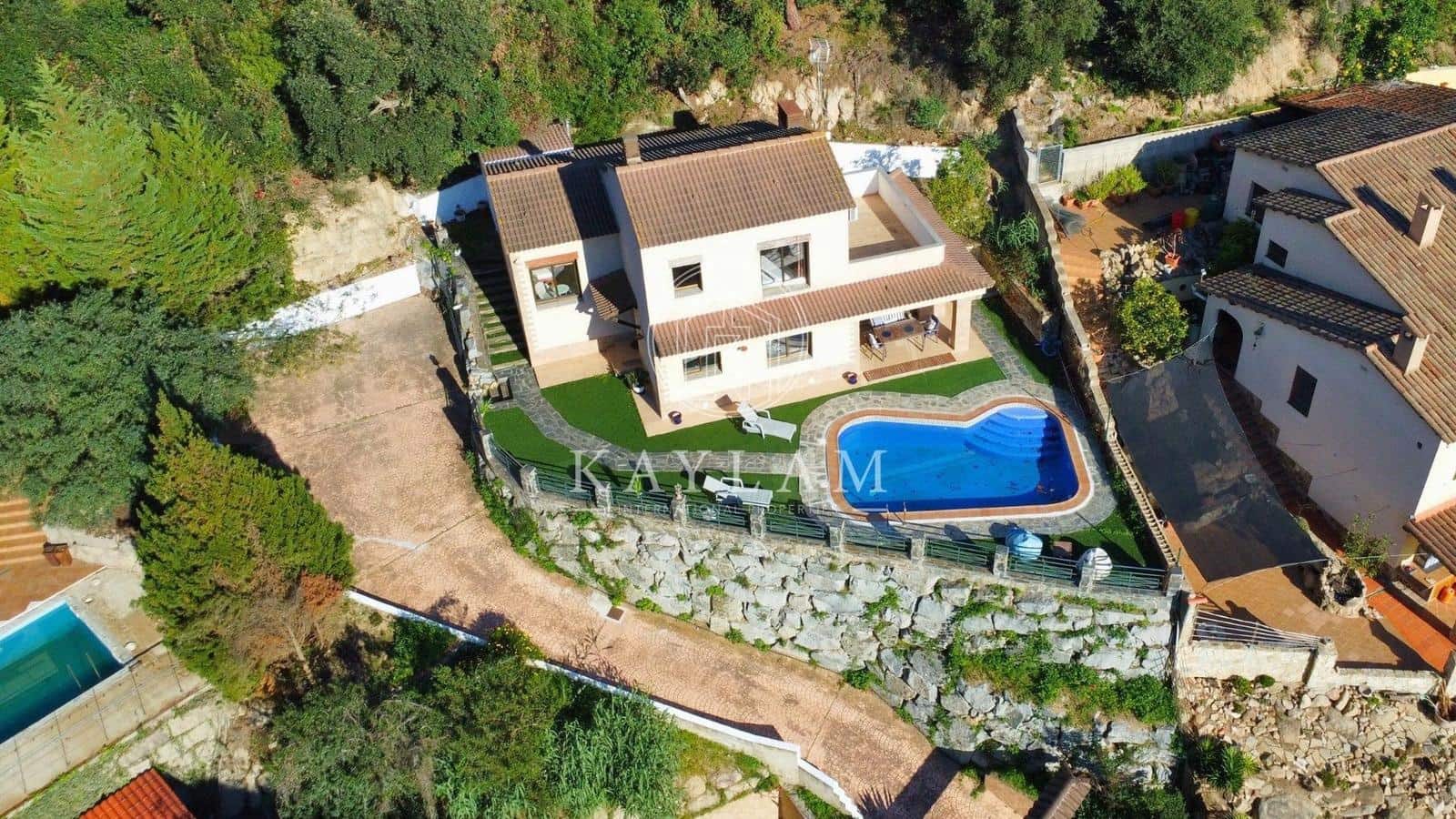 3 soveværelse Villa til salg i Lloret de Mar - € 495.000 (Ref: 8672063)
