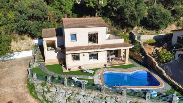 3 soveværelse Villa til salg i Serra Brava, Lloret de Mar - € 495.000 (Ref: 8672063)