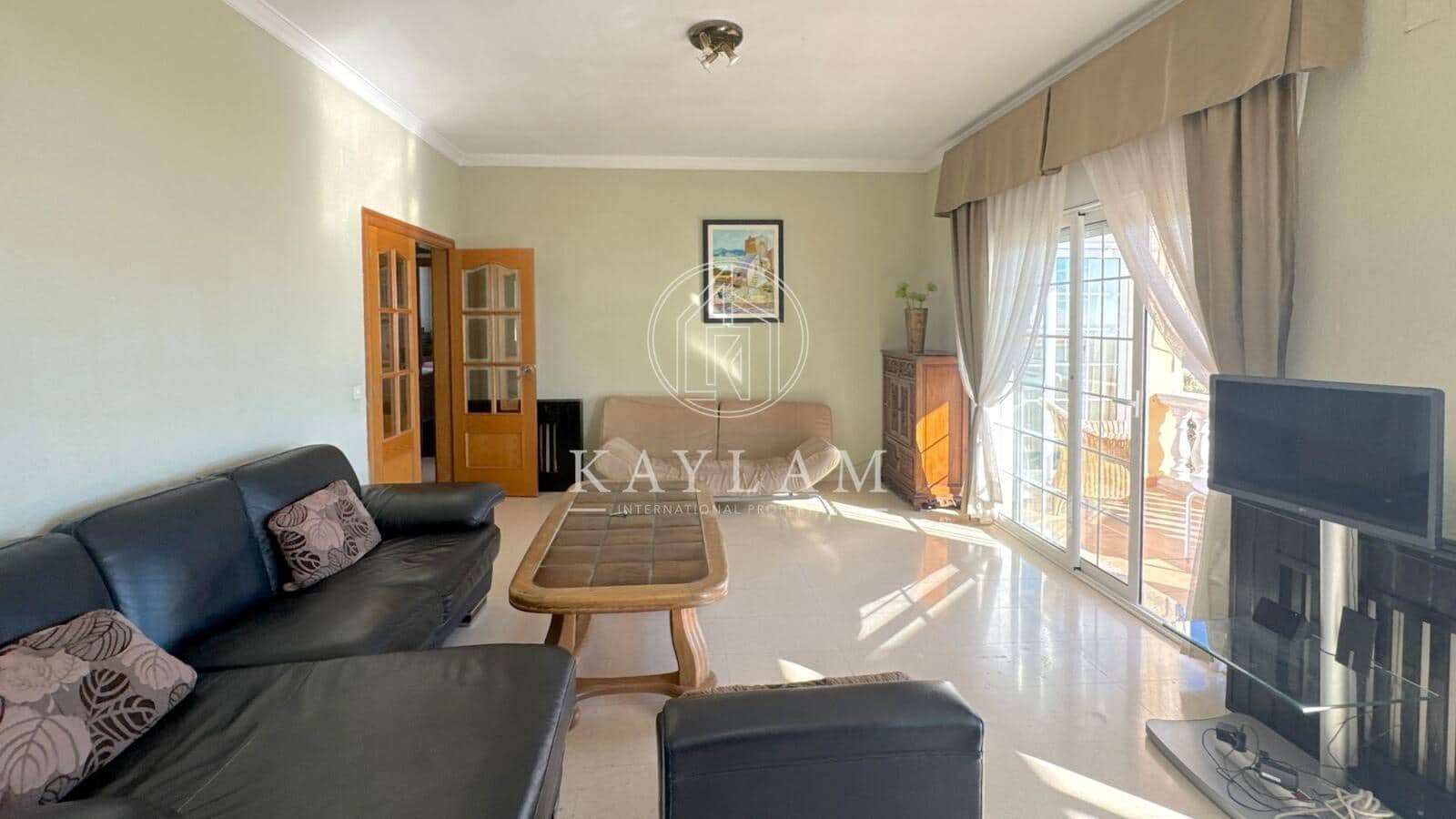 6 soverom Villa til salgs i Lloret de Mar - € 750 000 (Ref: 8676056)