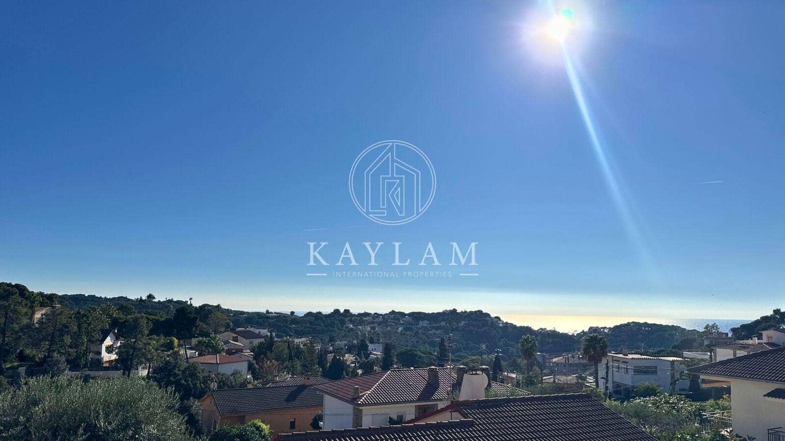 6 sypialnia Willa na sprzedaż w Lloret de Mar z basenem - 750 000 € (Ref: 8676056)