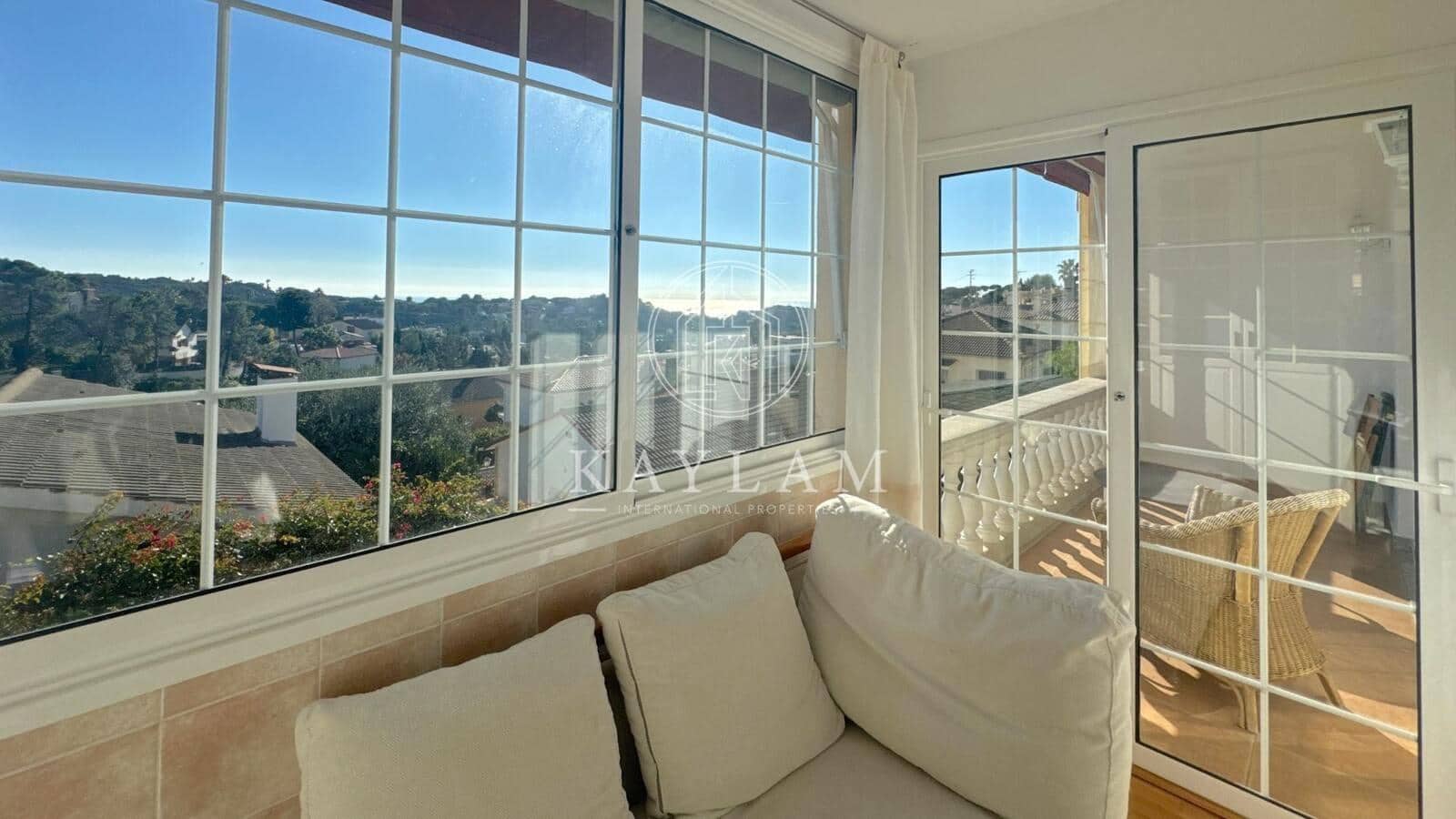6 sypialnia Willa na sprzedaż w Lloret de Mar z basenem - 750 000 € (Ref: 8676056)