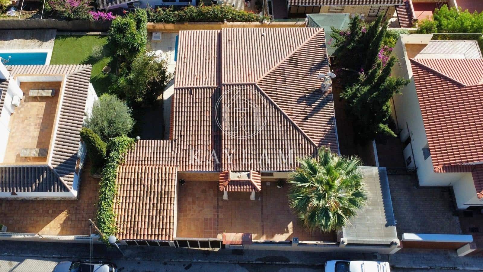 6 sypialnia Willa na sprzedaż w Lloret de Mar z basenem - 750 000 € (Ref: 8676056)