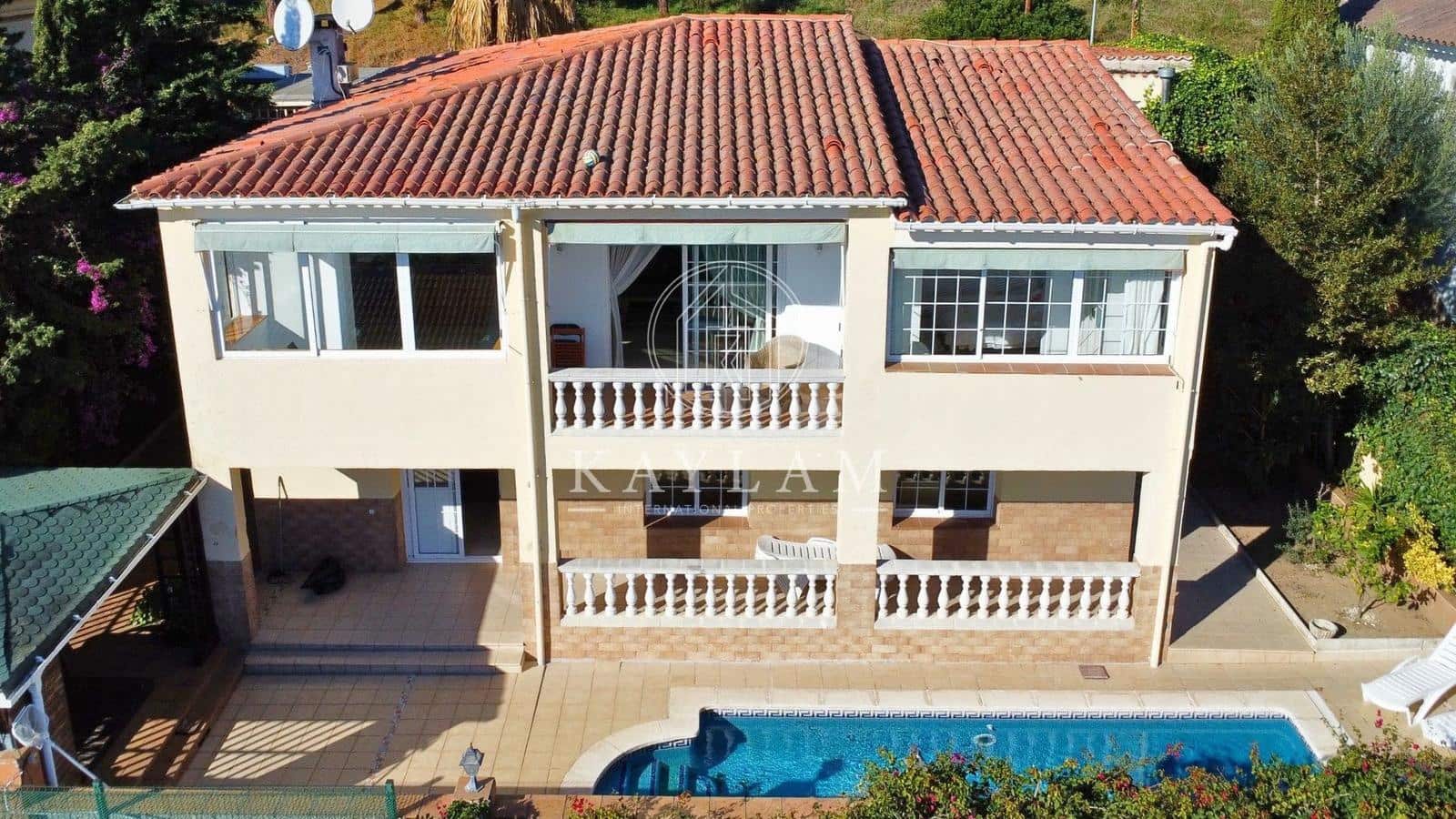 6 sypialnia Willa na sprzedaż w Lloret de Mar z basenem - 750 000 € (Ref: 8676056)