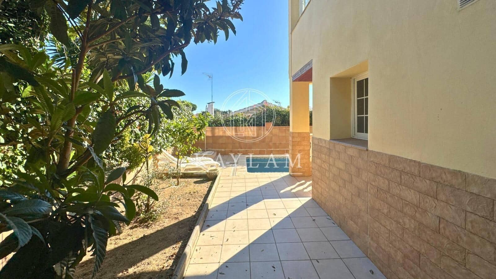 6 sypialnia Willa na sprzedaż w Lloret de Mar z basenem - 750 000 € (Ref: 8676056)