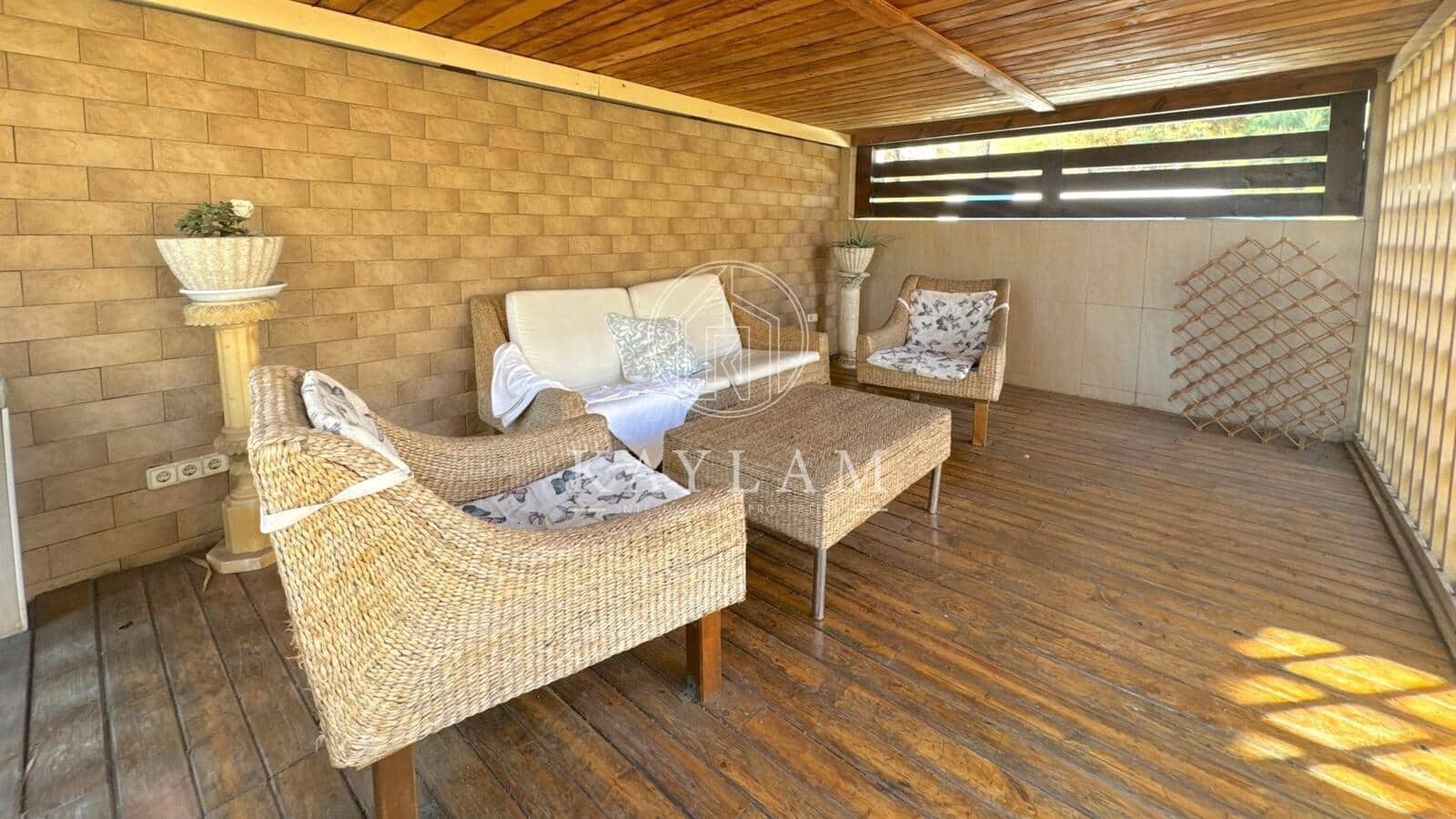6 sypialnia Willa na sprzedaż w Lloret de Mar z basenem - 750 000 € (Ref: 8676056)
