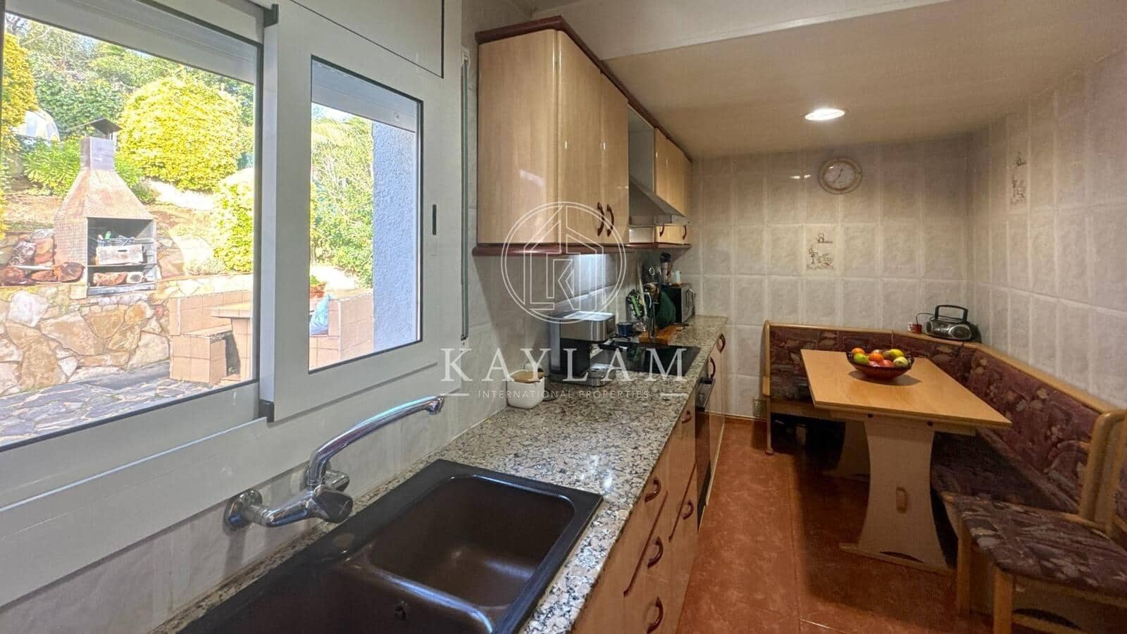 4 Zimmer Villa zu verkaufen in Lloret de Mar - 350.000 € (Ref: 8696320)