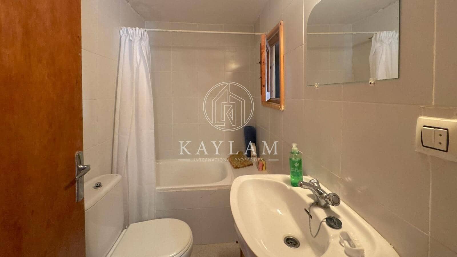 4 Zimmer Villa zu verkaufen in Lloret de Mar - 350.000 € (Ref: 8696320)