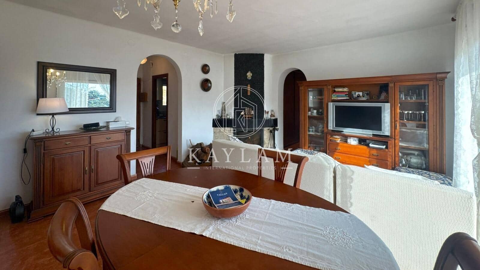 4 Zimmer Villa zu verkaufen in Lloret de Mar - 350.000 € (Ref: 8696320)