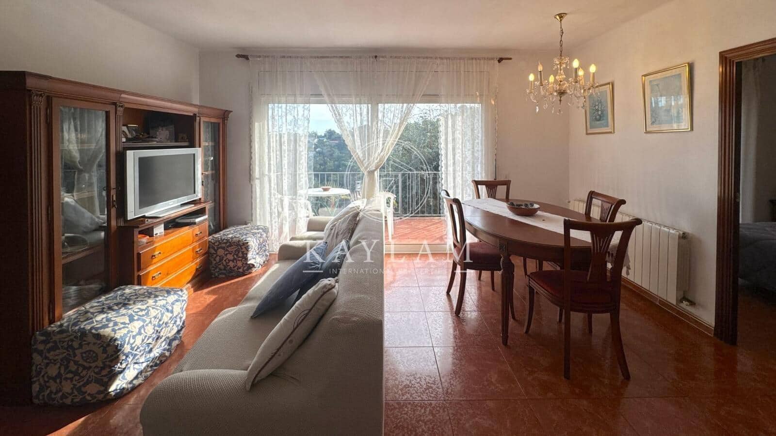 4 Zimmer Villa zu verkaufen in Lloret de Mar - 350.000 € (Ref: 8696320)