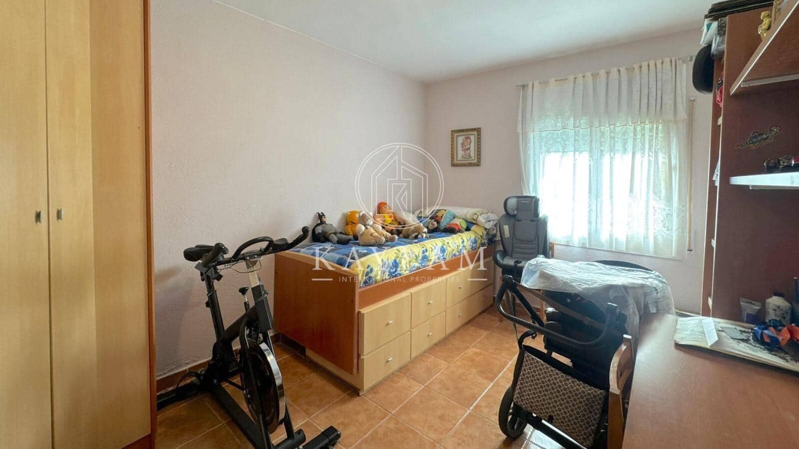 4 bedroom Villa for sale in Lloret de Mar - € 283,000 (Ref: 8770402)