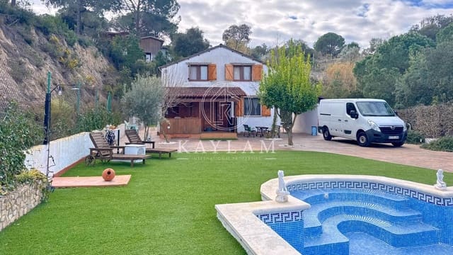 4 camera da letto Villa in vendita in Lloret de Mar - 299.000 € (Rif: 8806174)