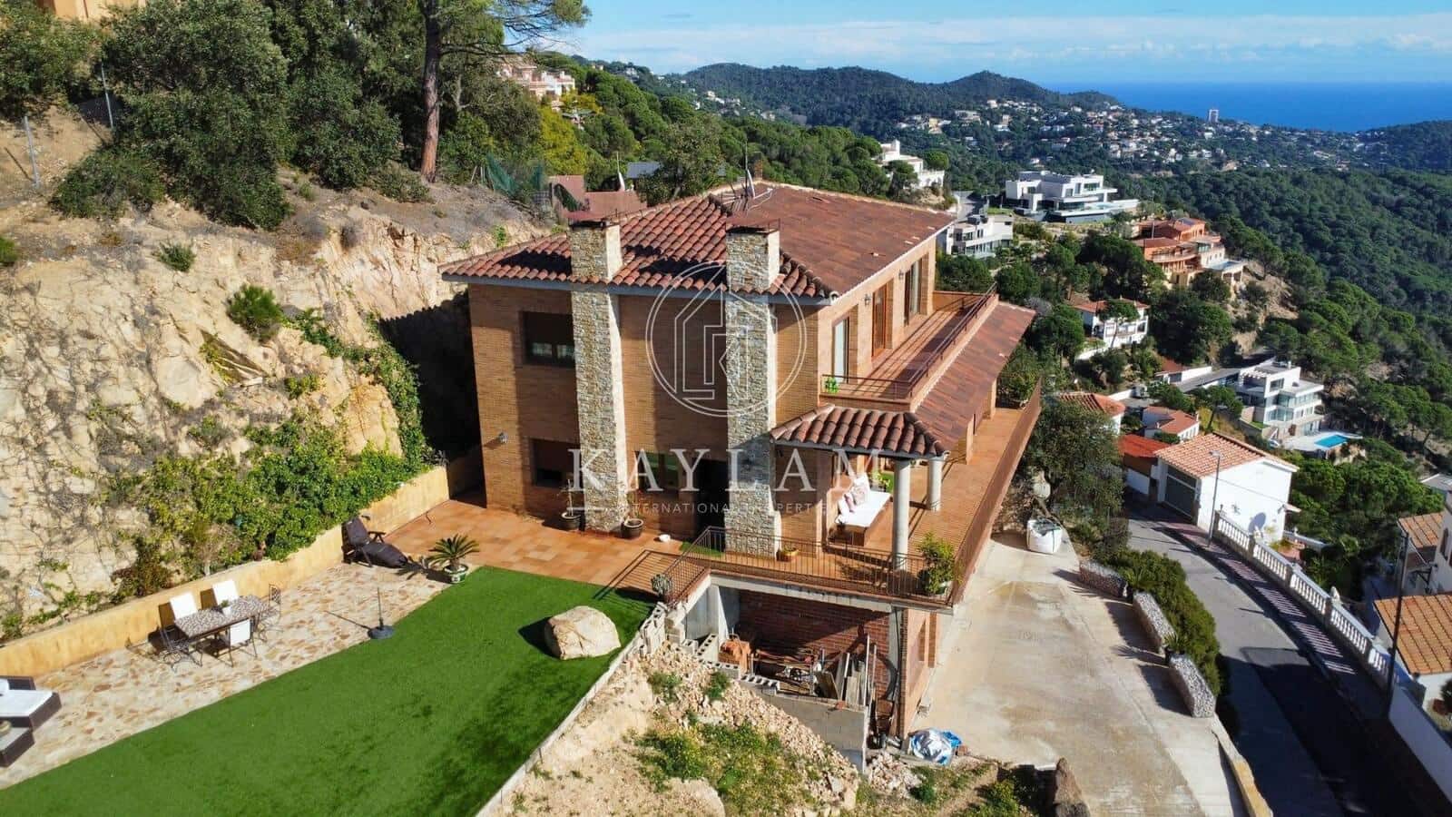 4 chambre Villa/Maison à vendre à Lloret de Mar - 1 100 000 € (Ref: 8822353)