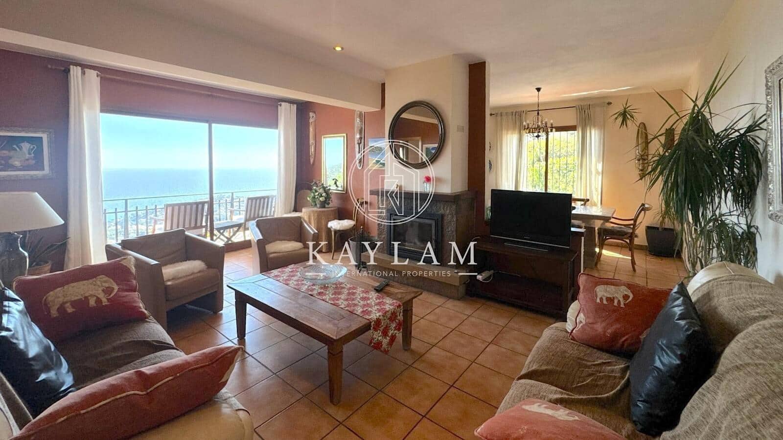 5 soveværelse Villa til salg i Lloret de Mar - € 760.000 (Ref: 8911092)