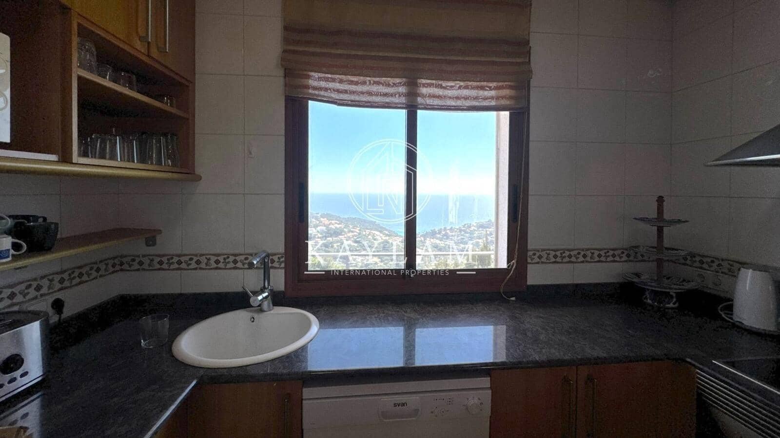 5 soveværelse Villa til salg i Lloret de Mar - € 760.000 (Ref: 8911092)