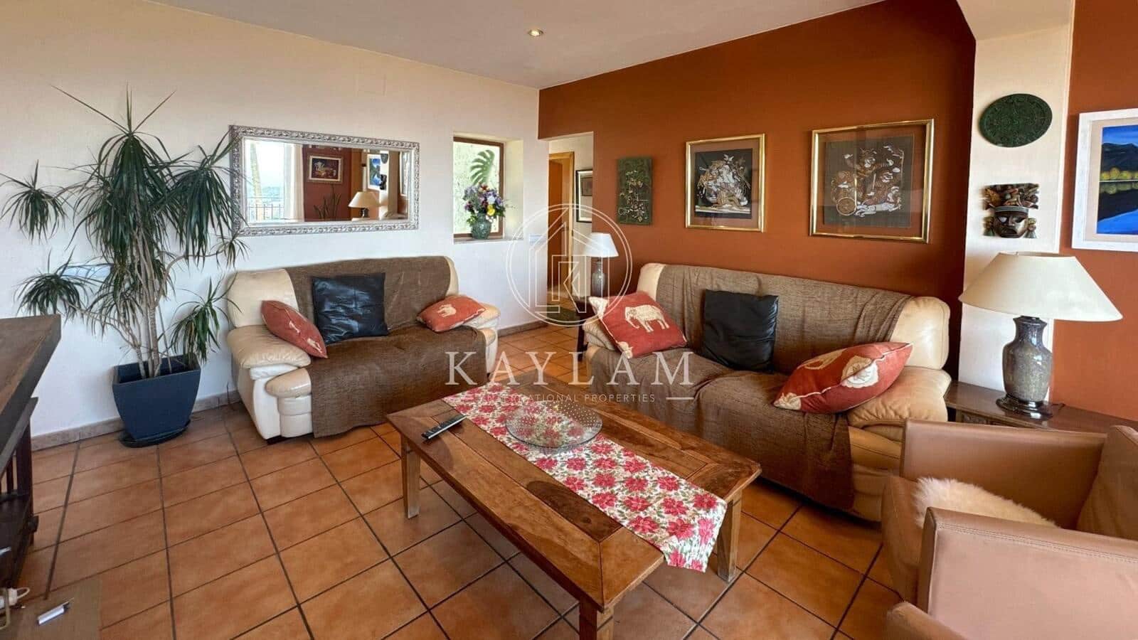 5 soveværelse Villa til salg i Lloret de Mar - € 760.000 (Ref: 8911092)