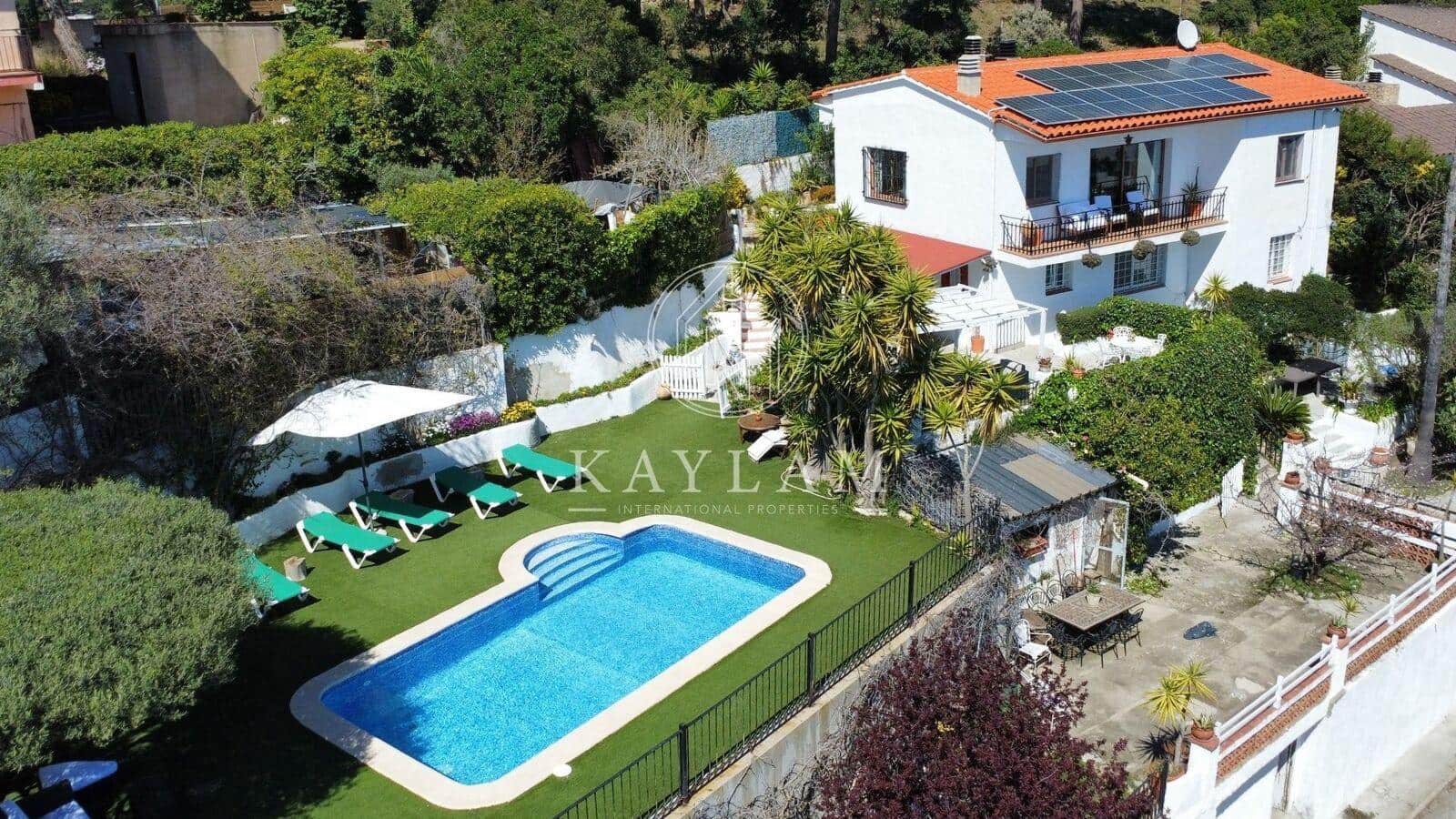 5 soveværelse Villa til salg i Lloret de Mar - € 760.000 (Ref: 8911092)