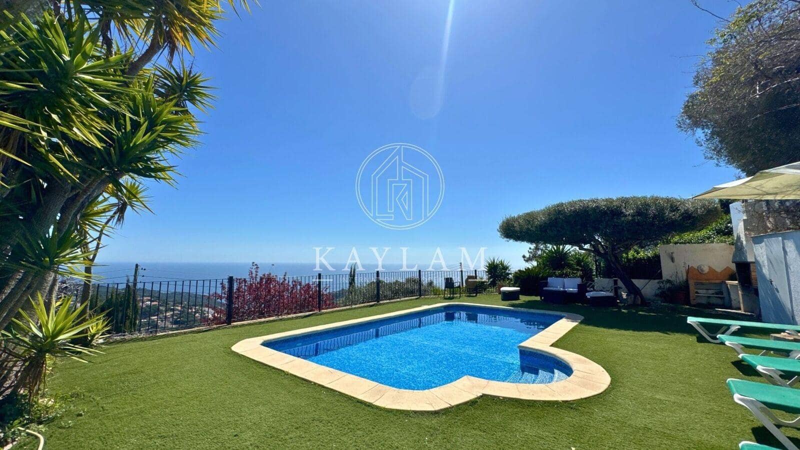 5 soveværelse Villa til salg i Lloret de Mar - € 760.000 (Ref: 8911092)
