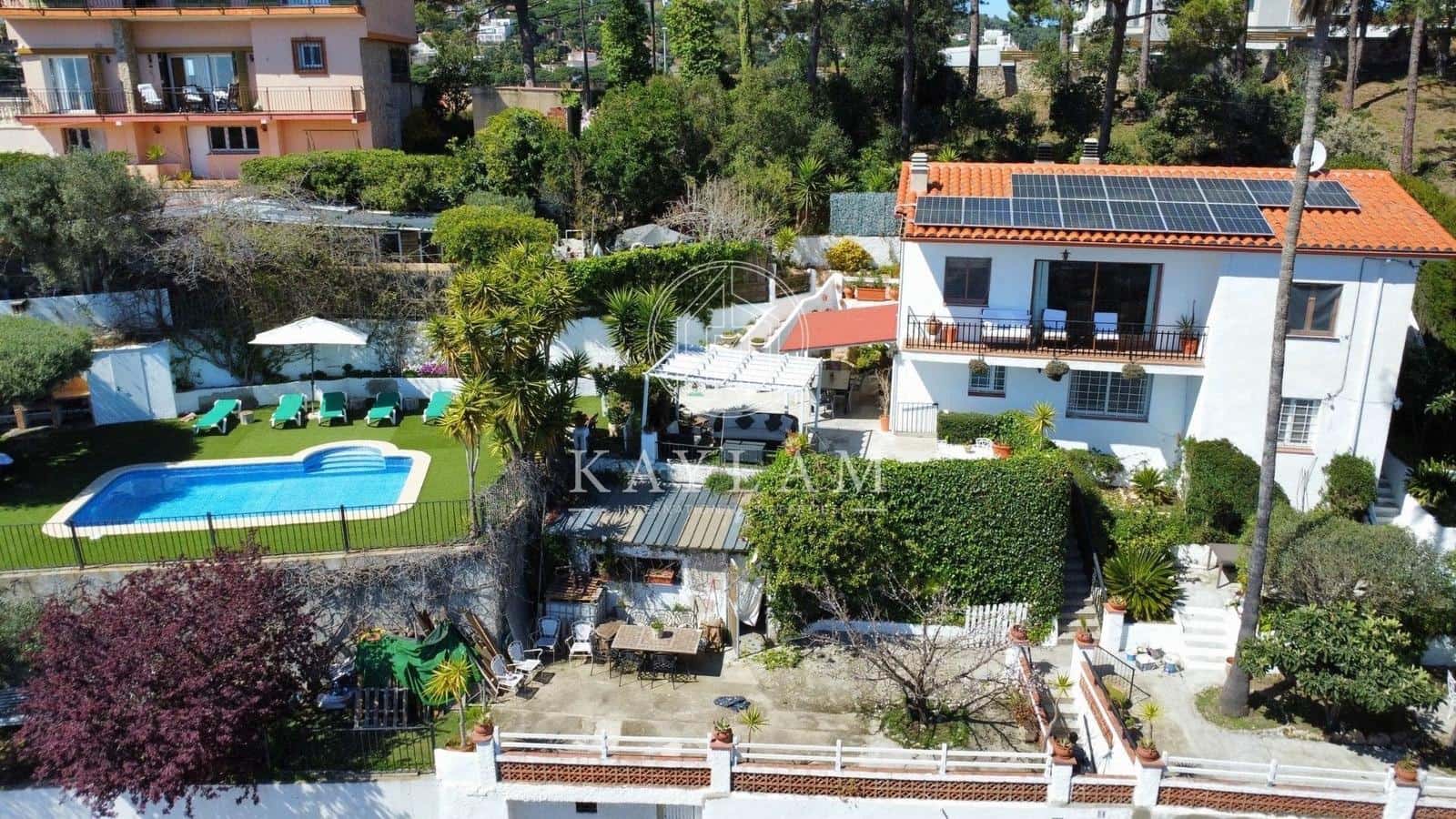 5 soveværelse Villa til salg i Lloret de Mar - € 760.000 (Ref: 8911092)