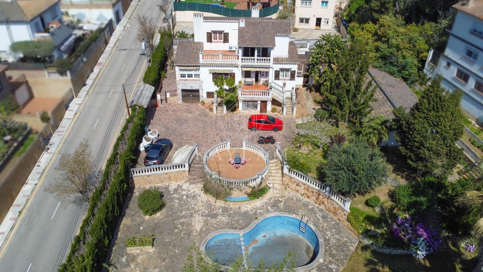6 soveværelse Villa til salg i Lloret de Mar - € 750.000 (Ref: 8932357)