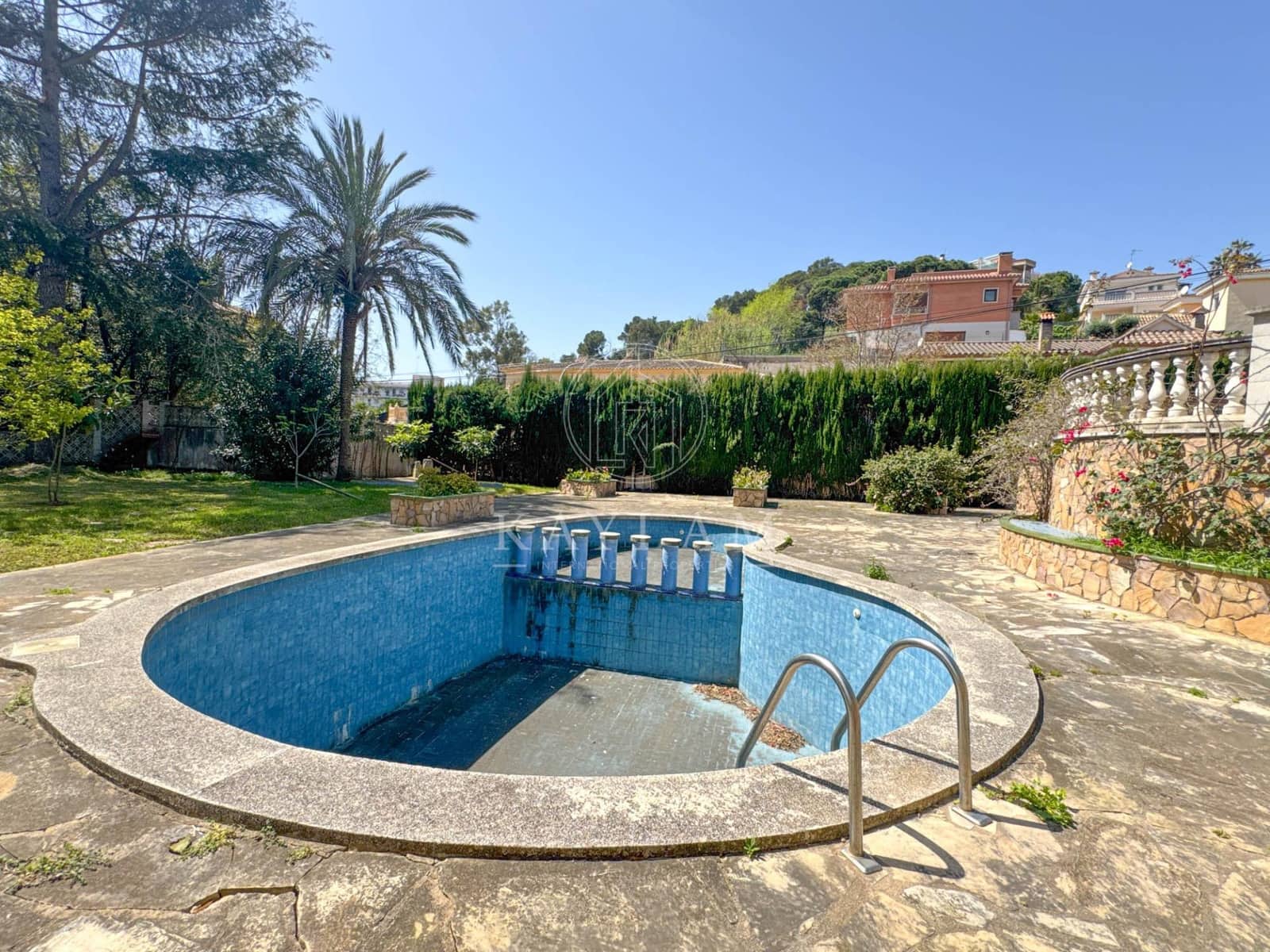 6 soveværelse Villa til salg i Lloret de Mar - € 750.000 (Ref: 8932357)
