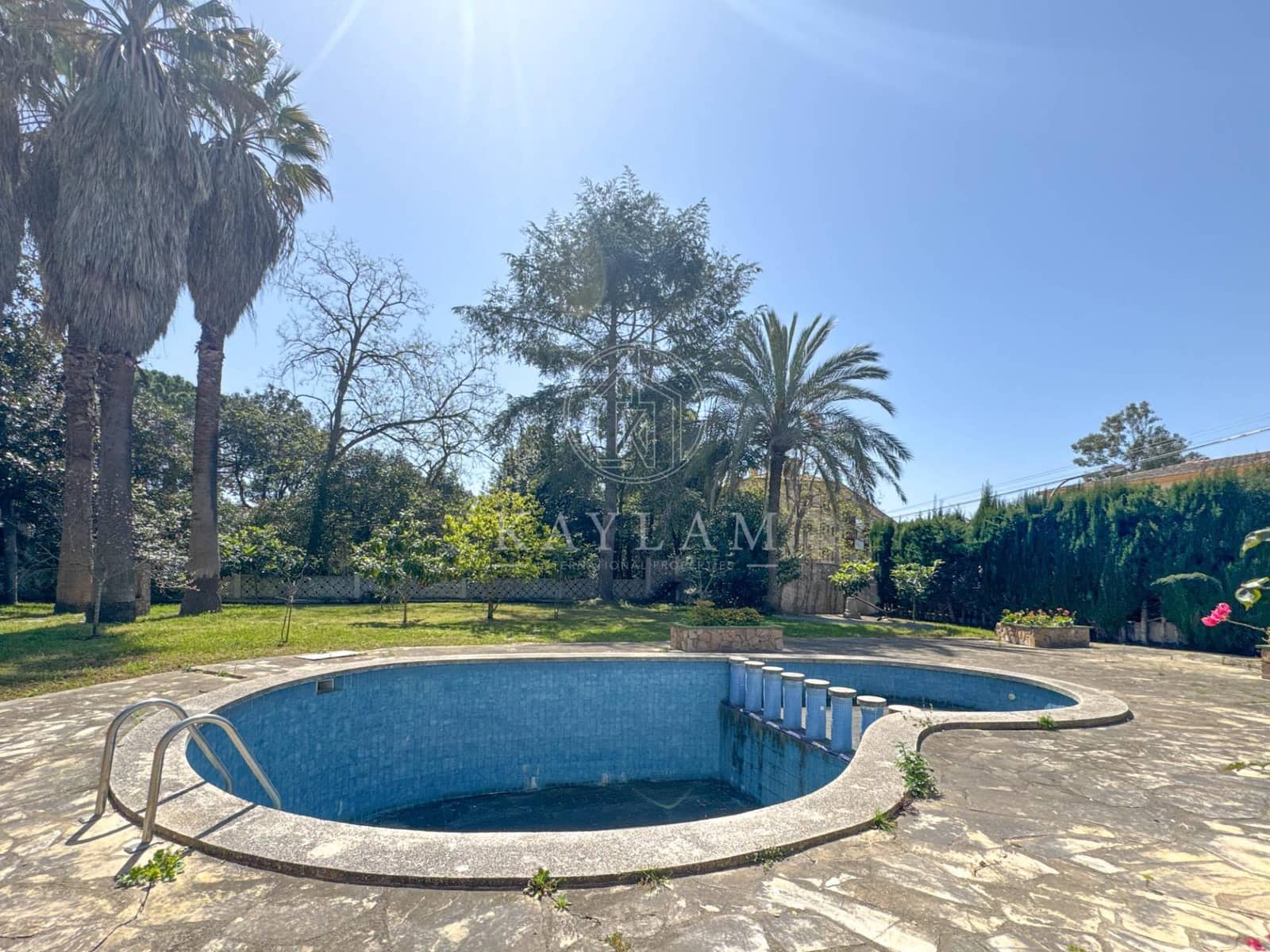 6 soveværelse Villa til salg i Lloret de Mar - € 750.000 (Ref: 8932357)