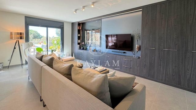 4 camera da letto Villa in vendita in Lloret de Mar - 465.000 € (Rif: 8934995)