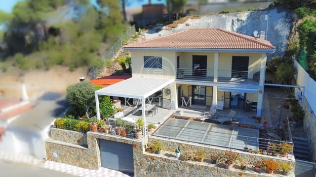 4 camera da letto Villa in vendita in Lloret de Mar - 465.000 € (Rif: 8934995)