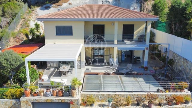 4 camera da letto Villa in vendita in Lloret de Mar - 465.000 € (Rif: 8934995)