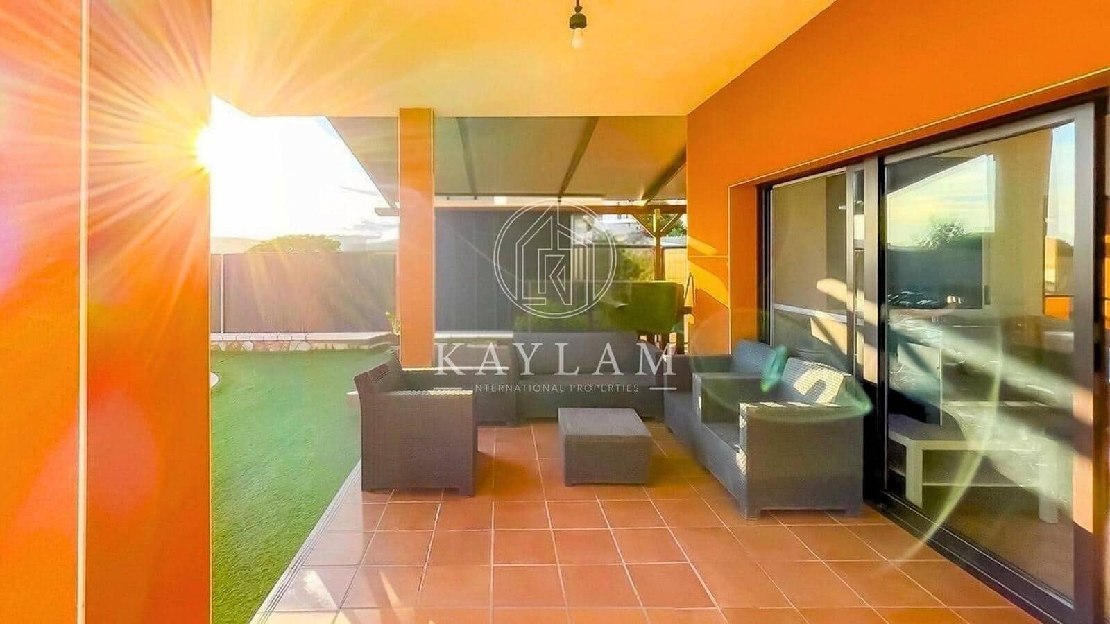 Chalet de 3 habitaciones en Lloret de Mar en venta - 479.000 € (Ref: 8934996)