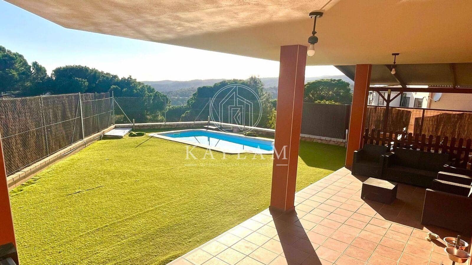 Chalet de 3 habitaciones en Lloret de Mar en venta - 479.000 € (Ref: 8934996)