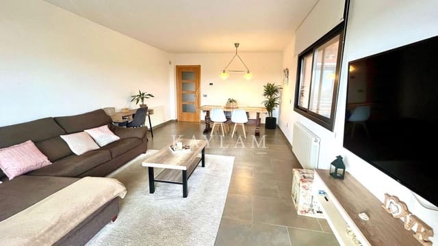 3 slaapkamer Villa te koop in Lloret de Mar - € 479.000 (Ref: 8934996)