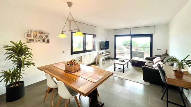 3 slaapkamer Villa te koop in Lloret de Mar - € 479.000 (Ref: 8934996)