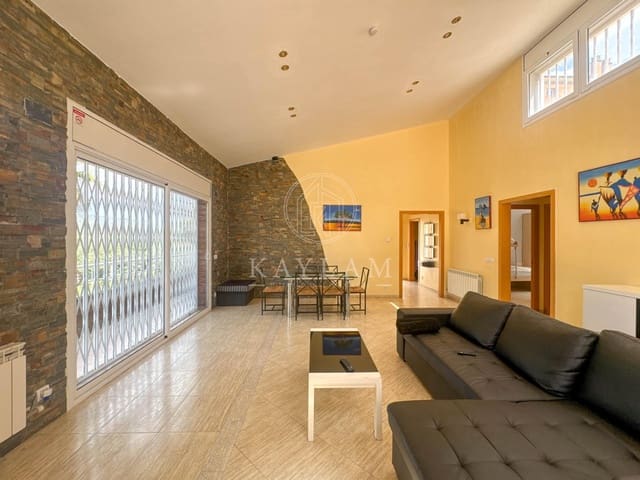 9 chambre Villa/Maison à vendre à Lloret de Mar - 685 000 € (Ref: 8934997)