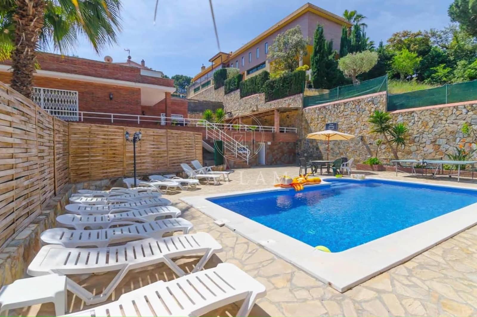 9 chambre Villa/Maison à vendre à Lloret de Mar - 685 000 € (Ref: 8934997)