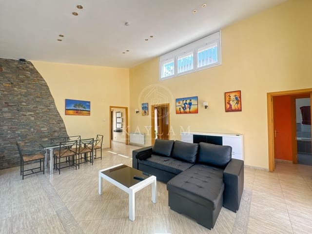 9 chambre Villa/Maison à vendre à Lloret de Mar - 685 000 € (Ref: 8934997)