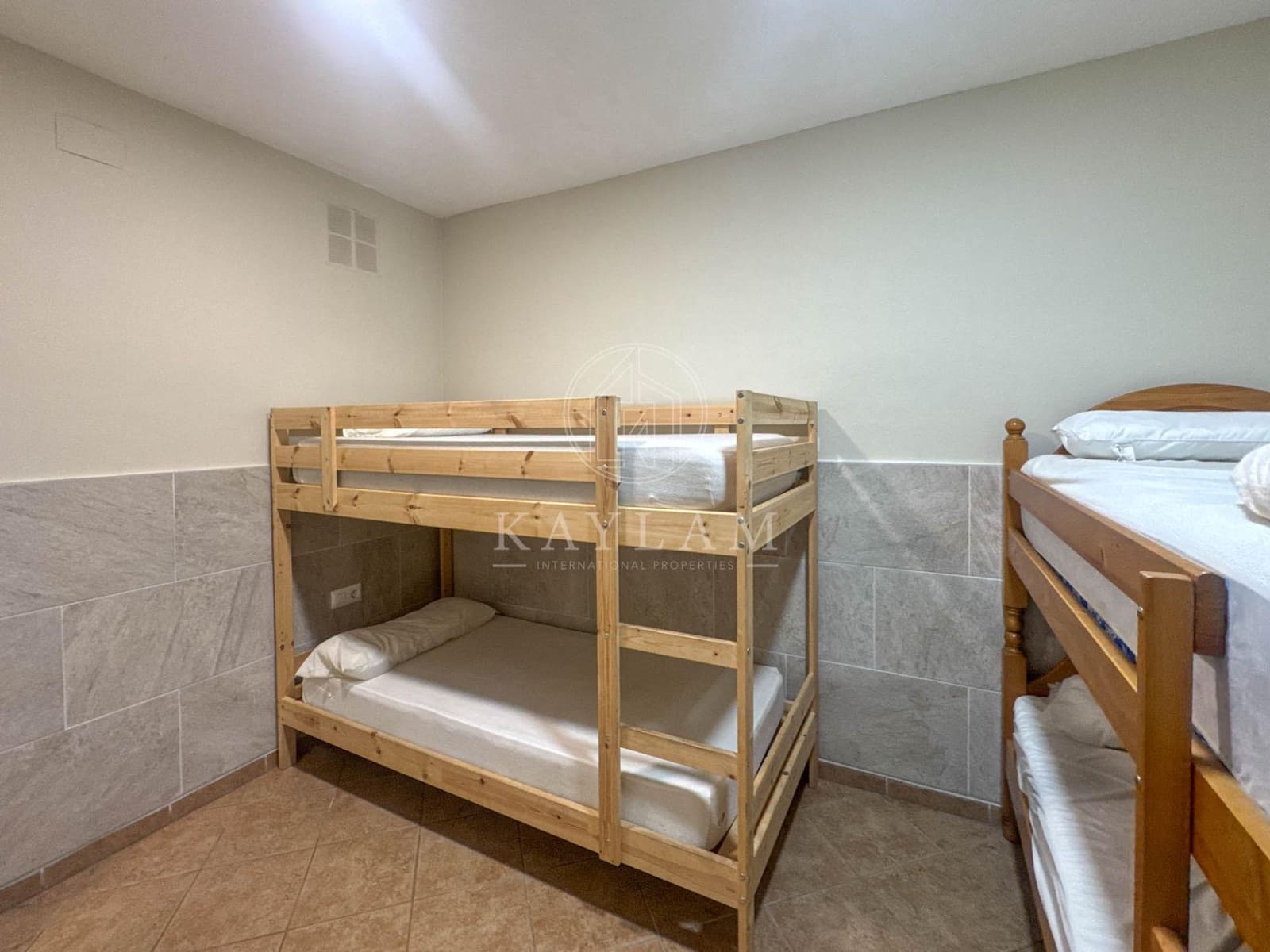 9 chambre Villa/Maison à vendre à Lloret de Mar - 685 000 € (Ref: 8934997)