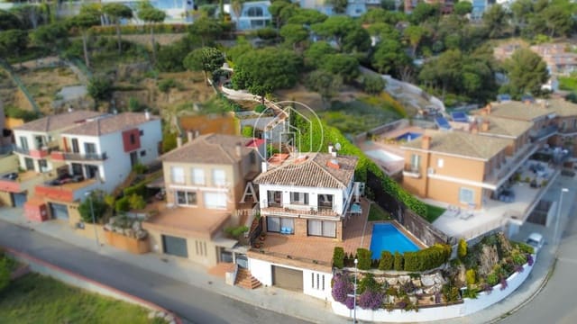 3 chambre Villa/Maison à vendre à Roca Grossa, Lloret de Mar - 799 000 € (Ref: 8952727)