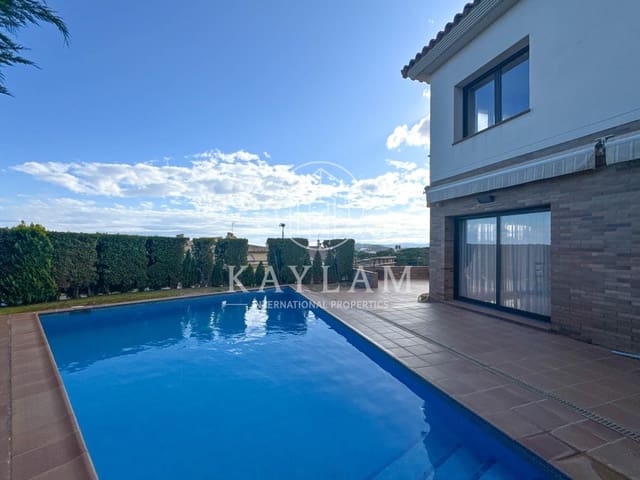 3 chambre Villa/Maison à vendre à Roca Grossa, Lloret de Mar - 799 000 € (Ref: 8952727)