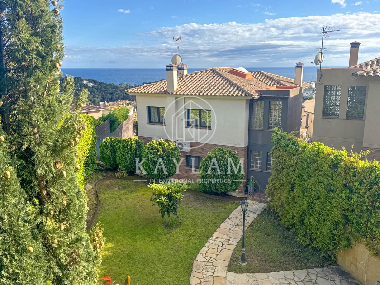 3 soveværelse Villa til salg i Lloret de Mar - € 799.000 (Ref: 8952727)