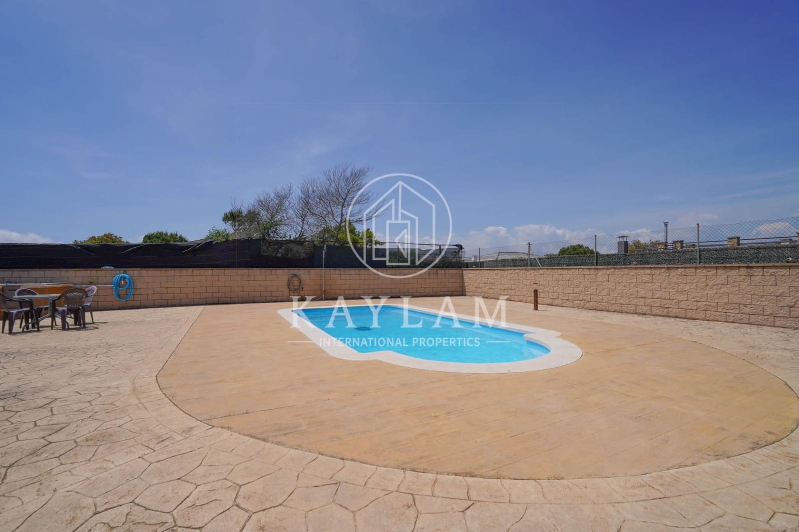 3 slaapkamer Finca/Landhuis te koop in Vidreres - € 380.000 (Ref: 9048745)